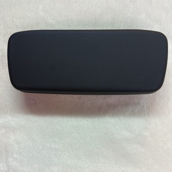 Nautica Black Hardshell Snap Closure Eyeglass Case Unisex Preowned - Picture 4 of 6